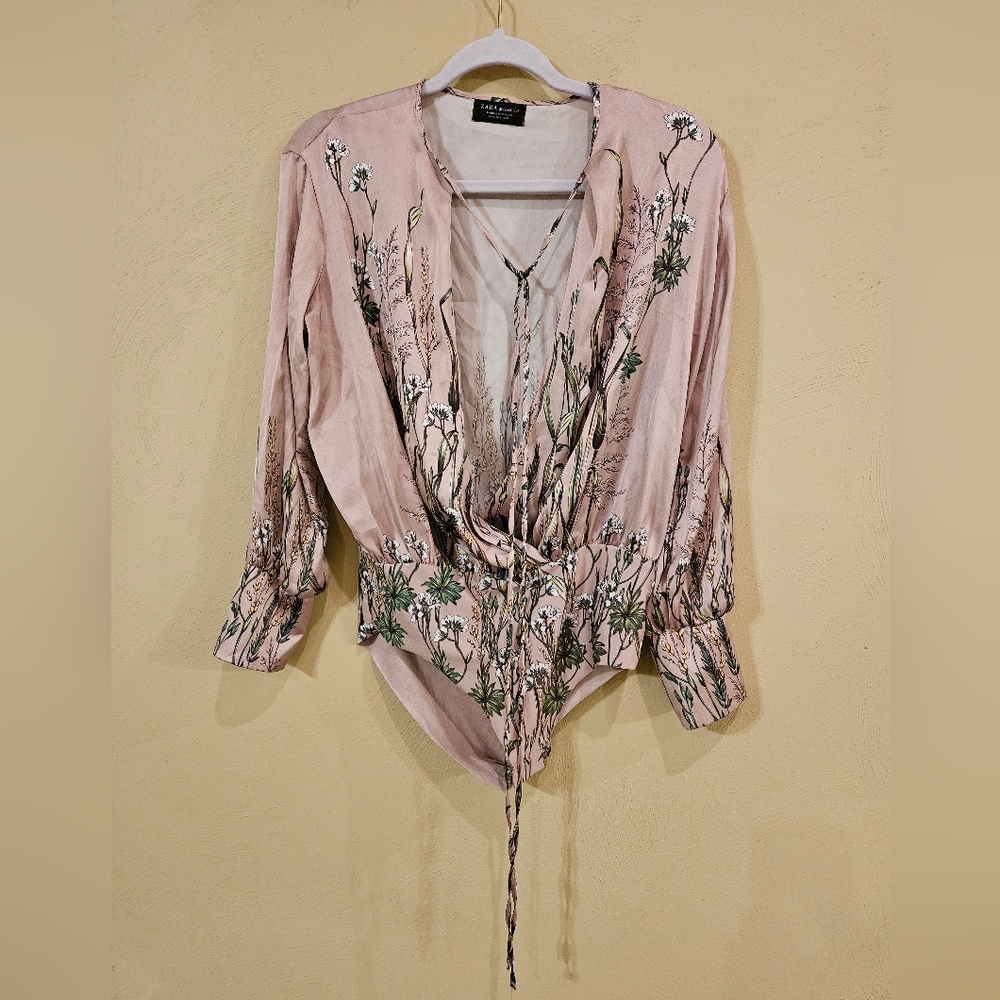 Zara Silky Purple Floral Print Bodysuit S